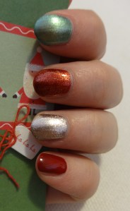 Holiday nails